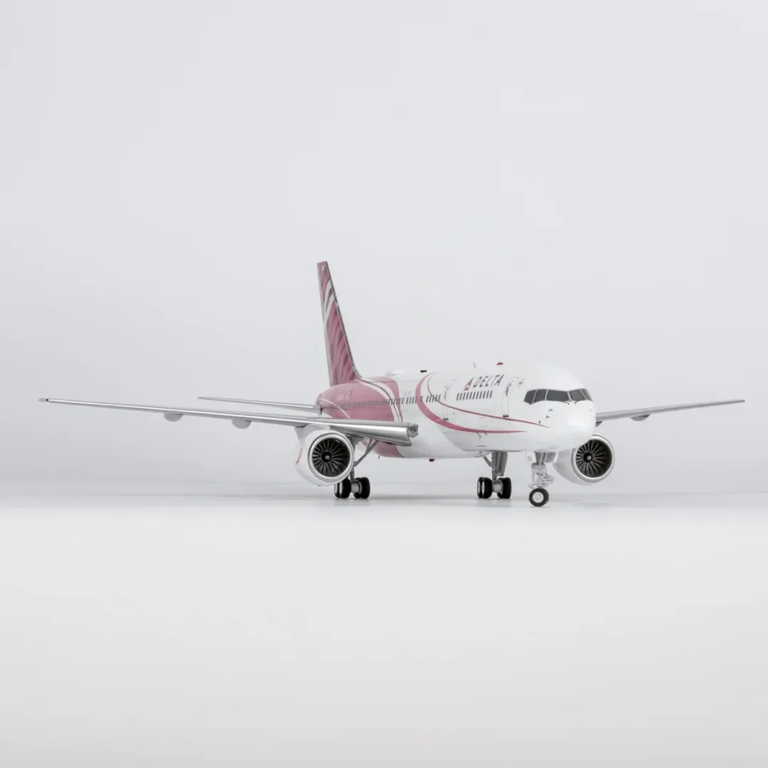 NG Models 42056 1:200 Delta Air Lines 757 - 200/w N610DL (special Song paint scheme for Breast Cancer Awareness)