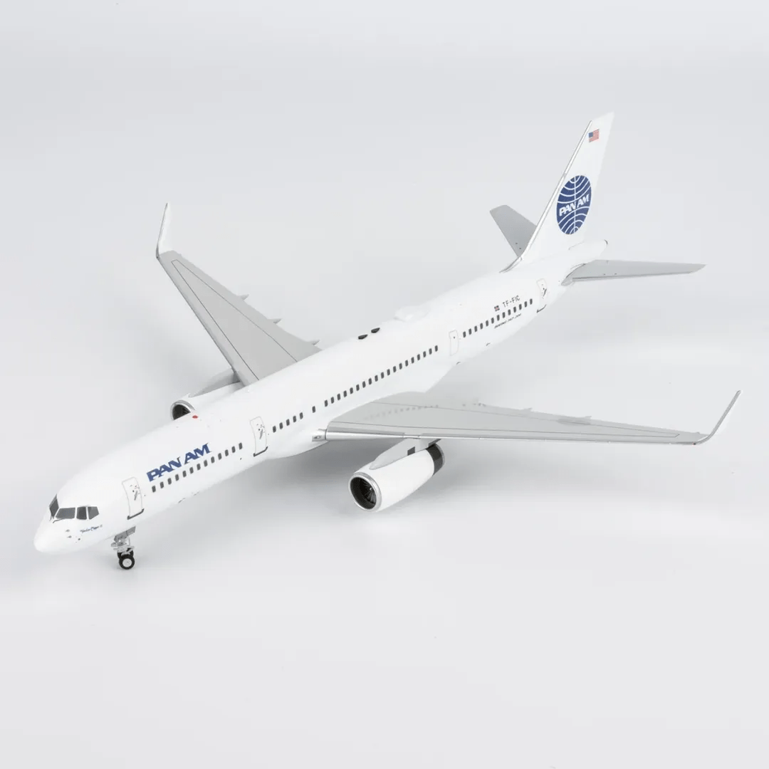 NG Models 42057 1:200 Icelandair 757 - 200/w TF - FIC (Criterion Travel's Pan Am livery)