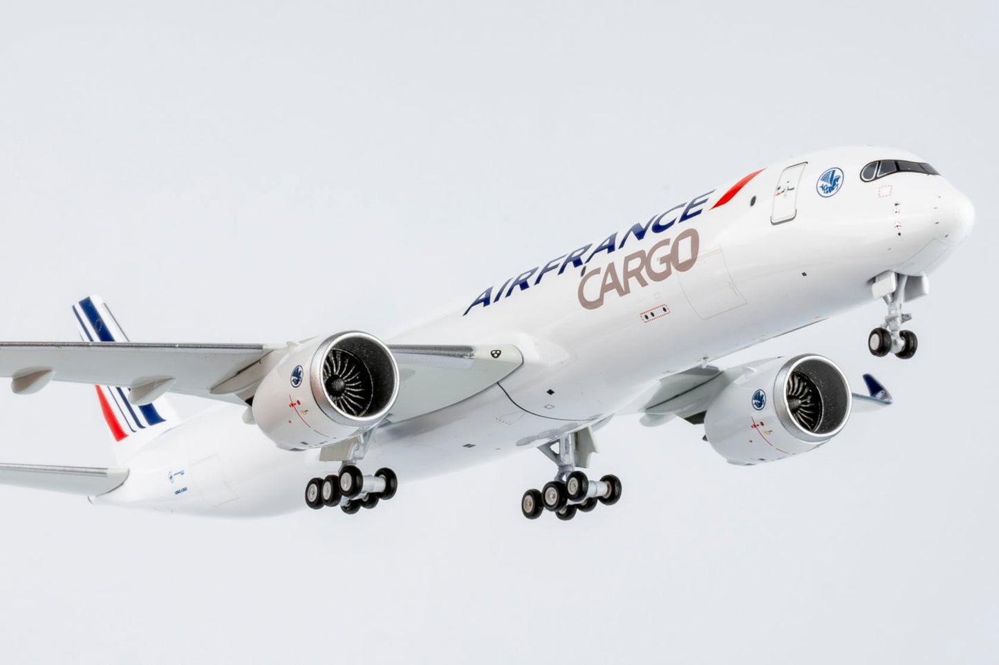 NG Models 46007 1:400 Air France Cargo A350F
