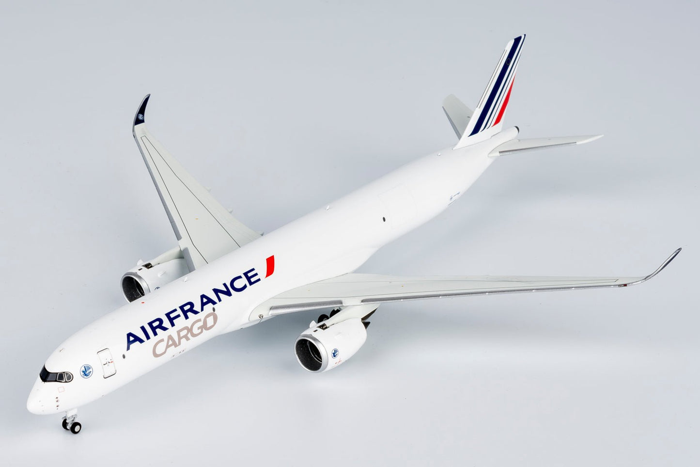 NG Models 46007 1:400 Air France Cargo A350F