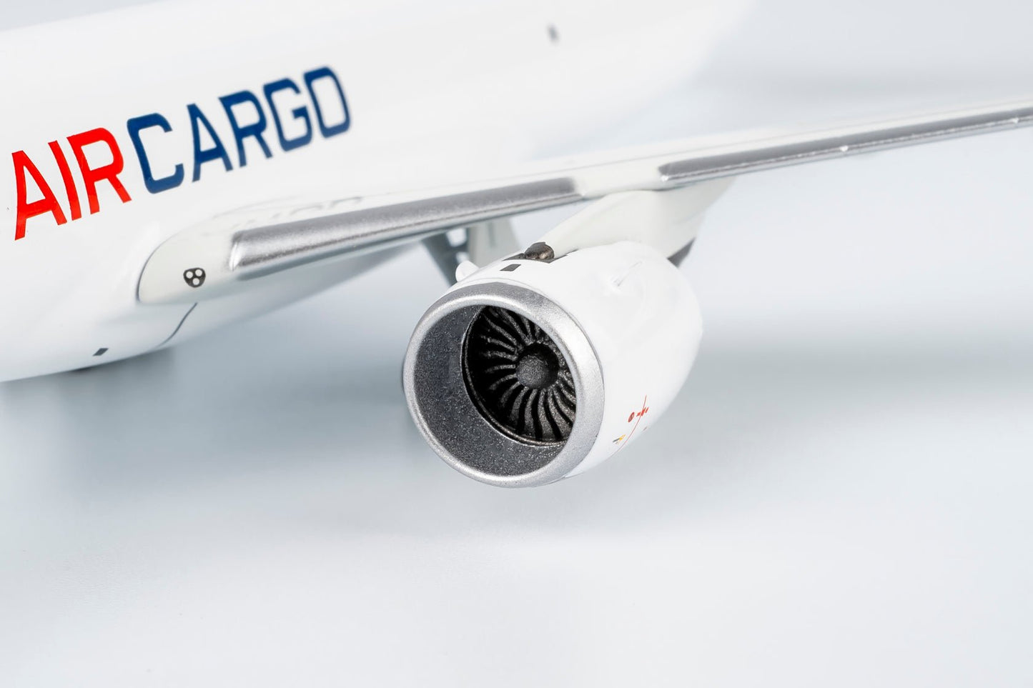 NG Models 46008 1:400 CMA CGM Air Cargo A350F