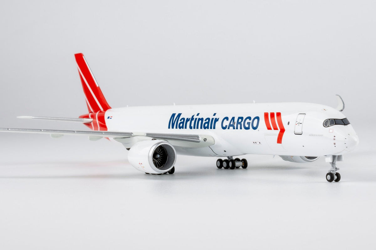 NG Models 46009 1:400 Martinair A350F