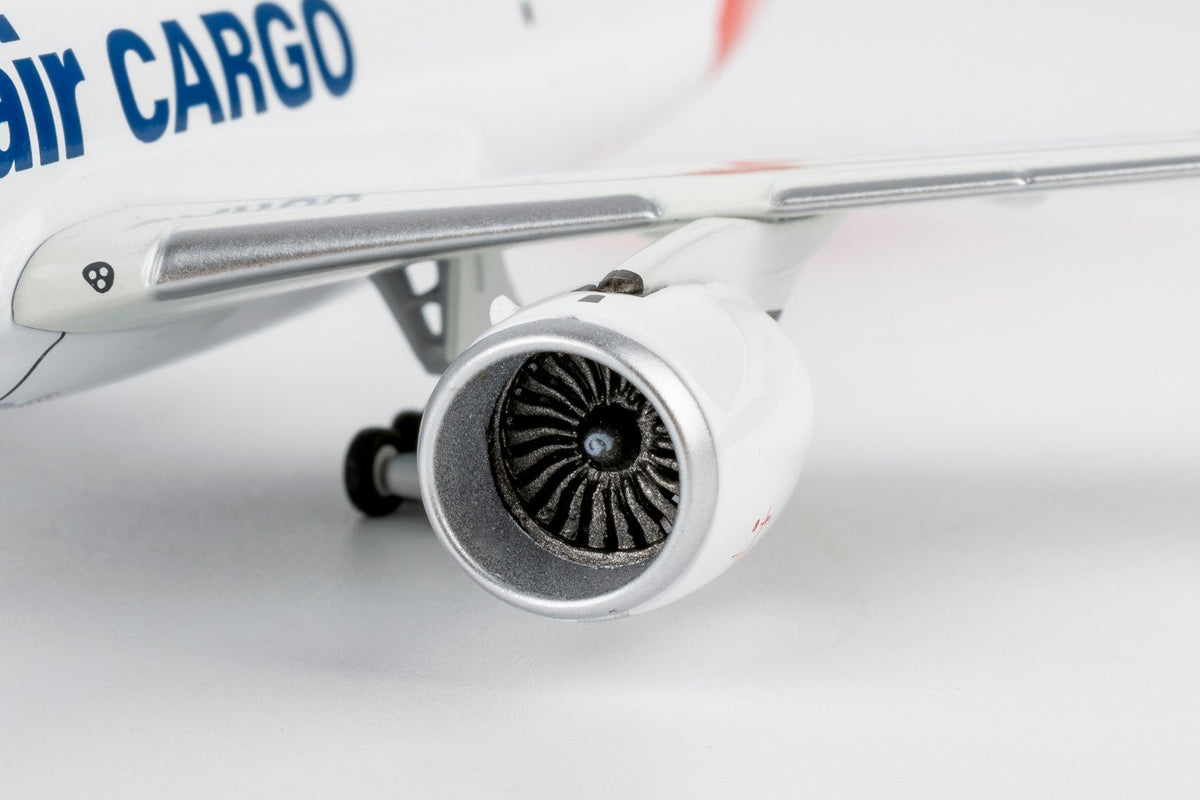 NG Models 46009 1:400 Martinair A350F
