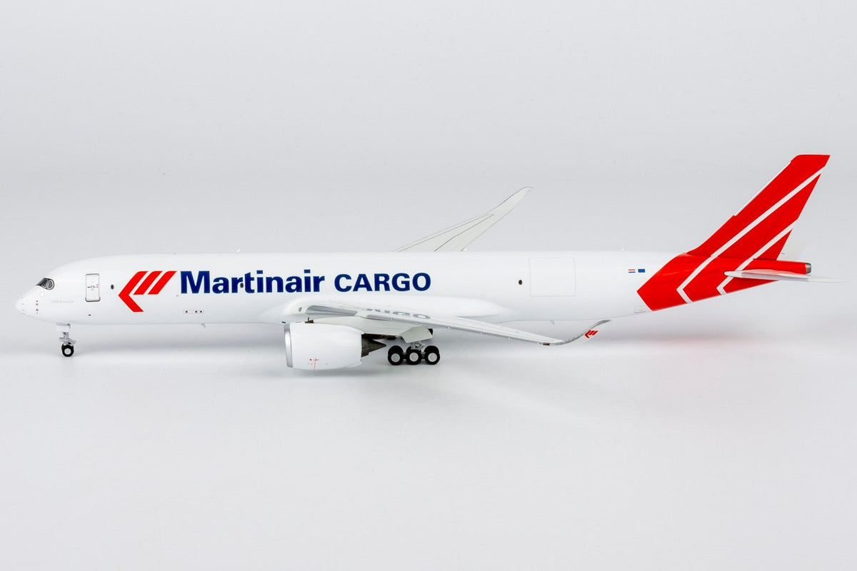 NG Models 46009 1:400 Martinair A350F