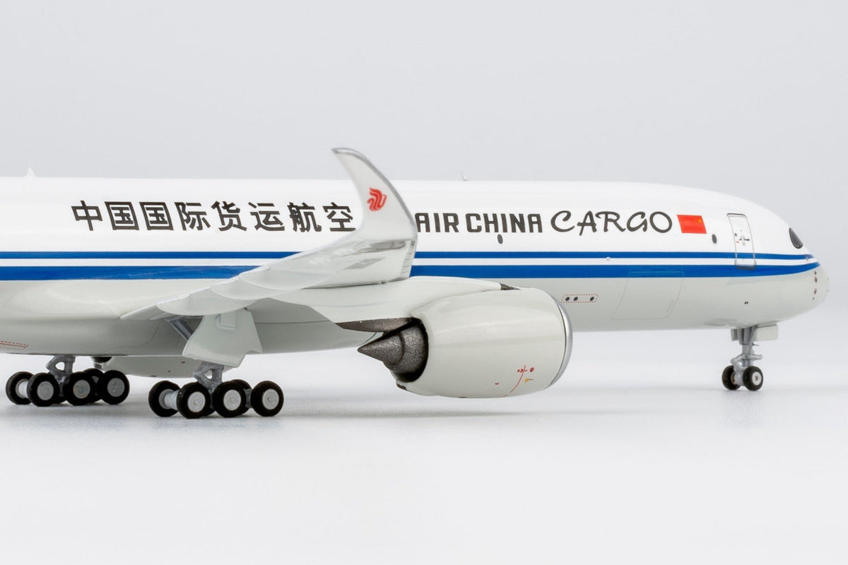 NG Models 46011 1:400 Air China Cargo A350F (black Cargo titles; with flag)