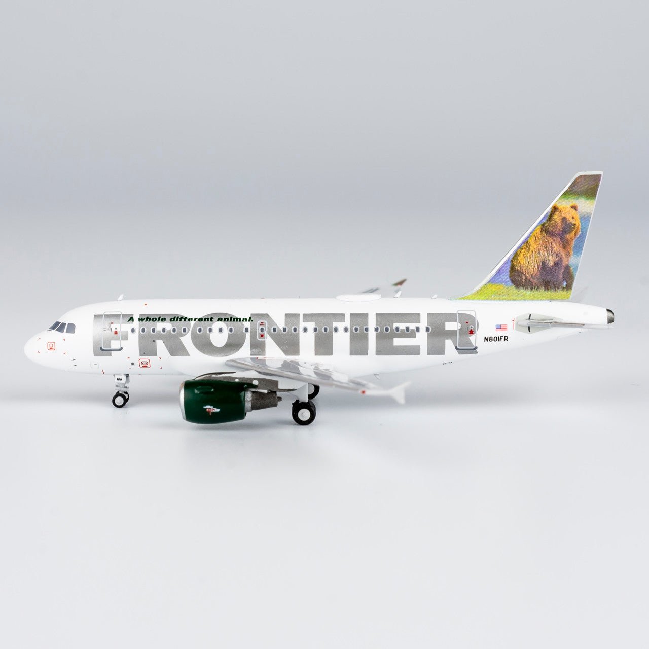 NG Models 48009 1:400 Frontier Airlines A318 - 100 N801FR (Grizzly Bear)