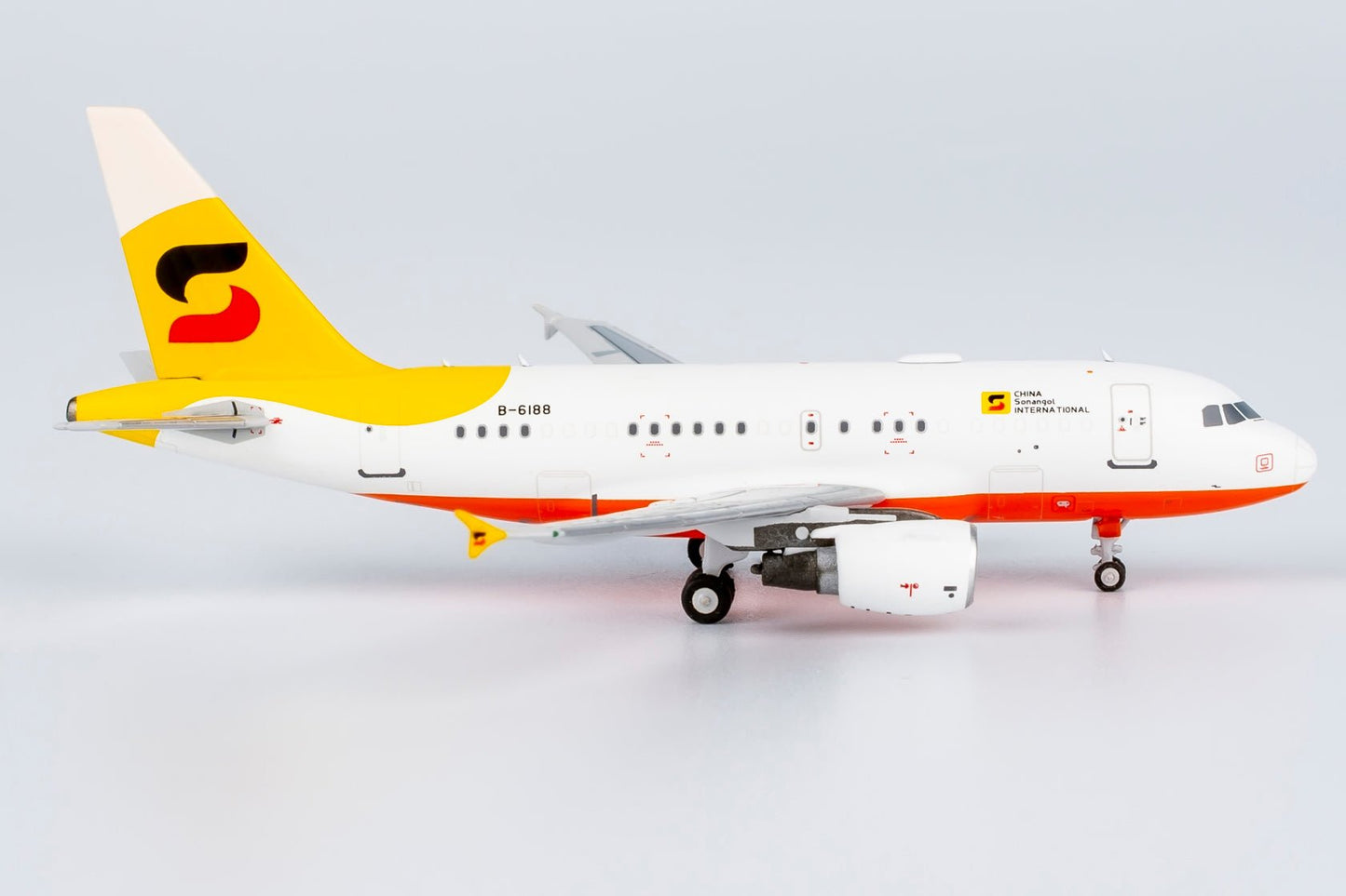 NG Models 48015 1:400 China Sonangol International (Air China) ACJ318 B - 6188 (with "Air China)