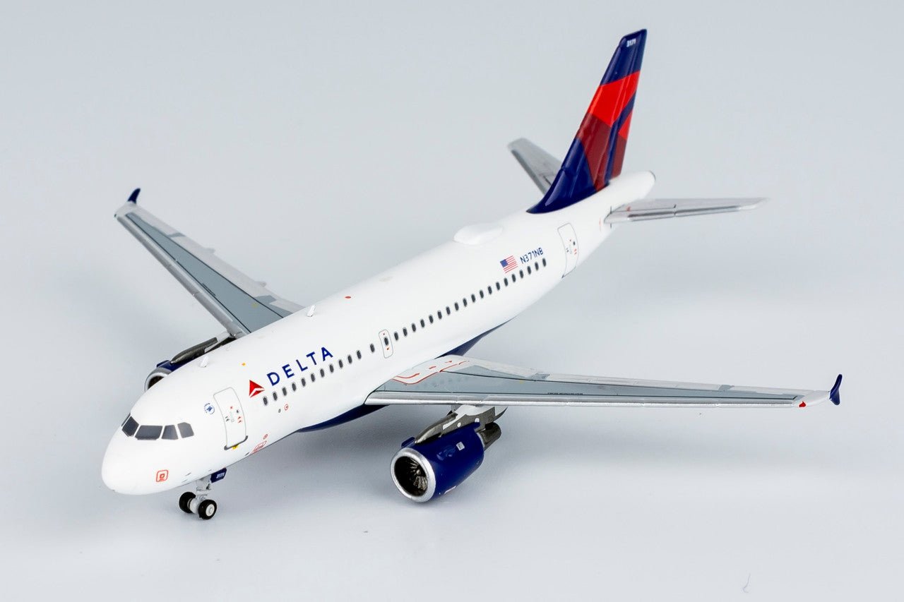NG Models 49027 1:400 Delta Air Lines A319 - 100 N371NB