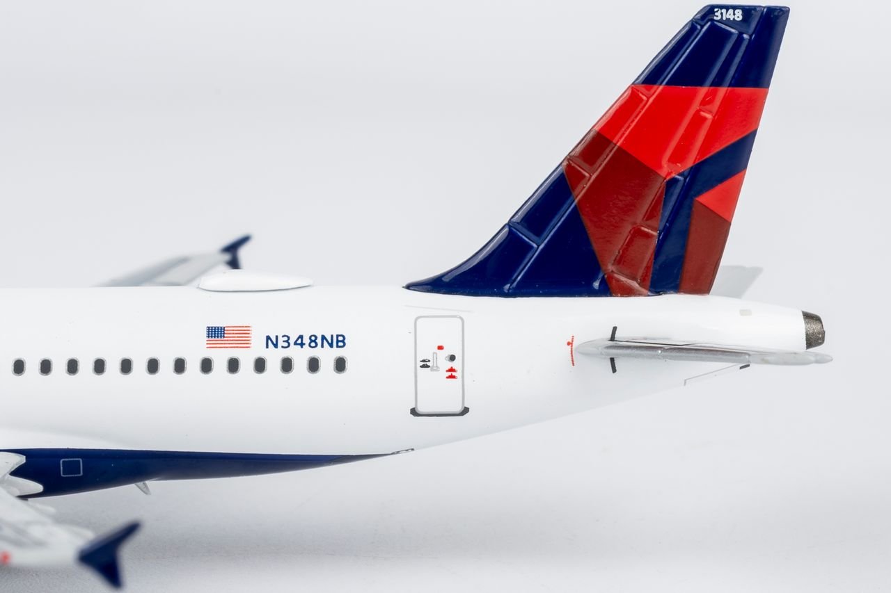 NG Models 49039 1:400 Delta Air Lines A319 - 100 N348NB (large title)