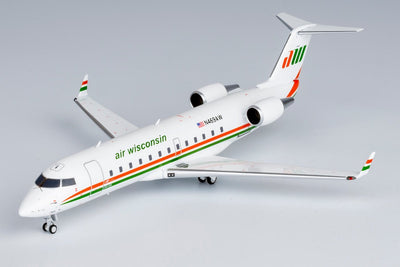 NG Models 52066 1:200 United Express (Air Wisconsin) CRJ - 200LR N469AW (retro colors)