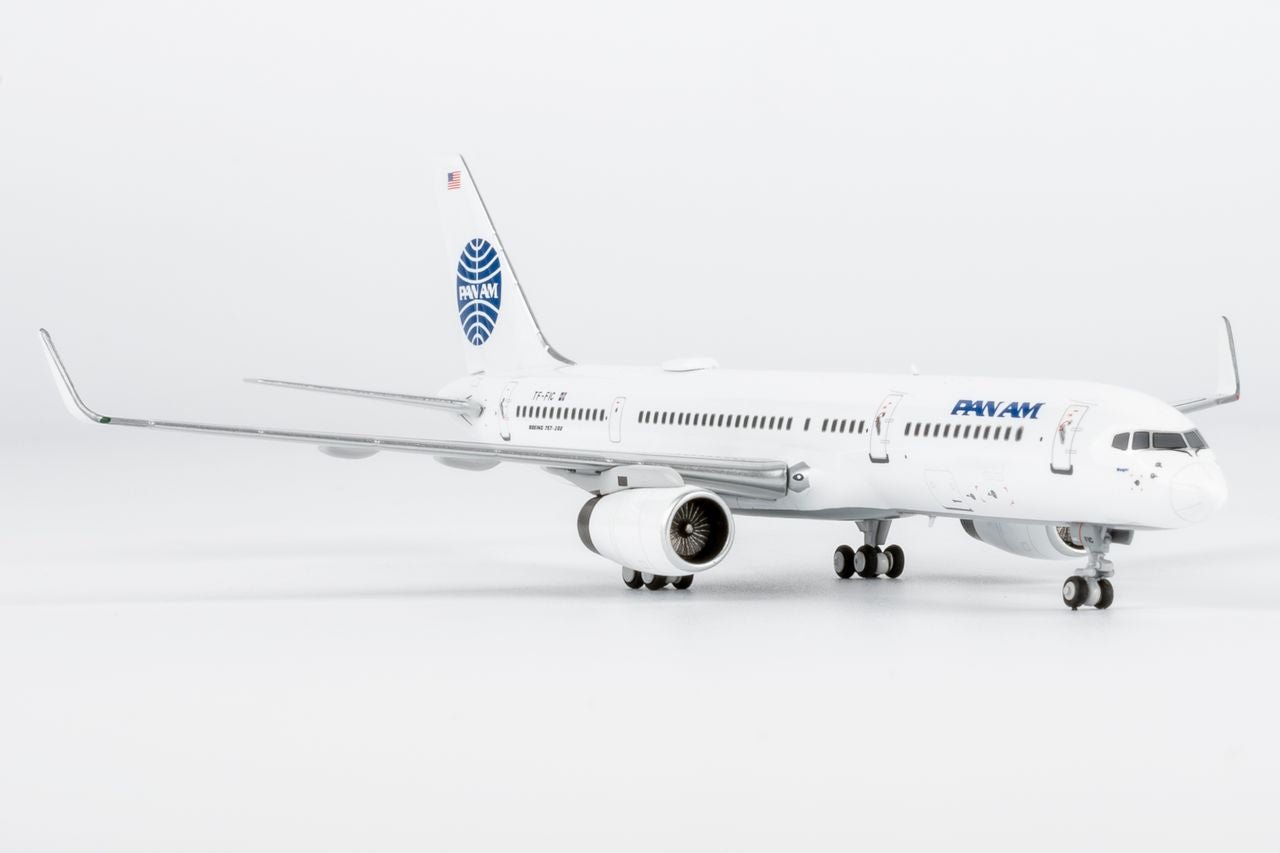 NG Models 53210 1:400 Icelandair 757 - 200/w TF - FIC (Criterion Travel's Pan Am livery)