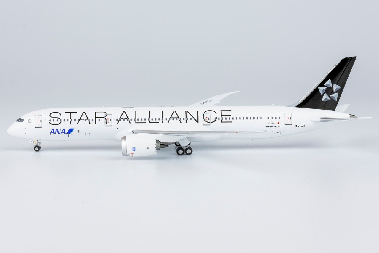 NG Models 55112 1:400 All Nippon Airways - ANA 787 - 9 Dreamliner JA875A (Star Alliance livery)