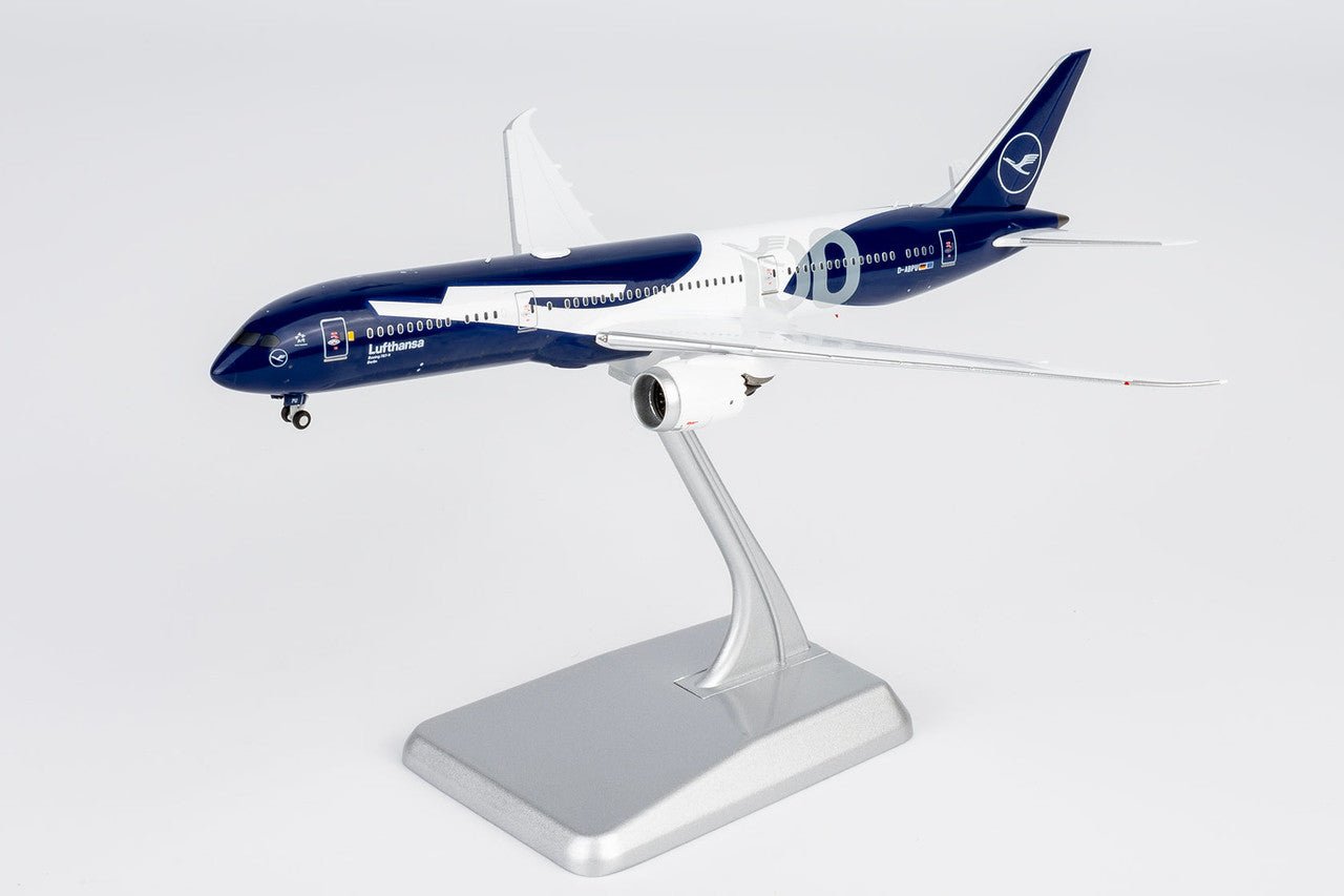 NG Models 55154 1:400 [ULTIMATE] Lufthansa 787-9 Dreamliner D-ABPU