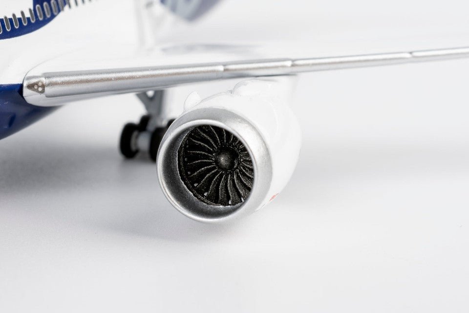 NG Models 55154 1:400 [ULTIMATE] Lufthansa 787-9 Dreamliner D-ABPU
