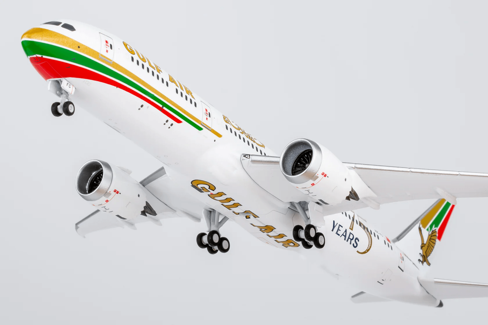 NG Models 55156 1:400 Gulf Air 787 - 9 Dreamliner A9C - FG (1976 retro cs, "75 Years" sticker)
