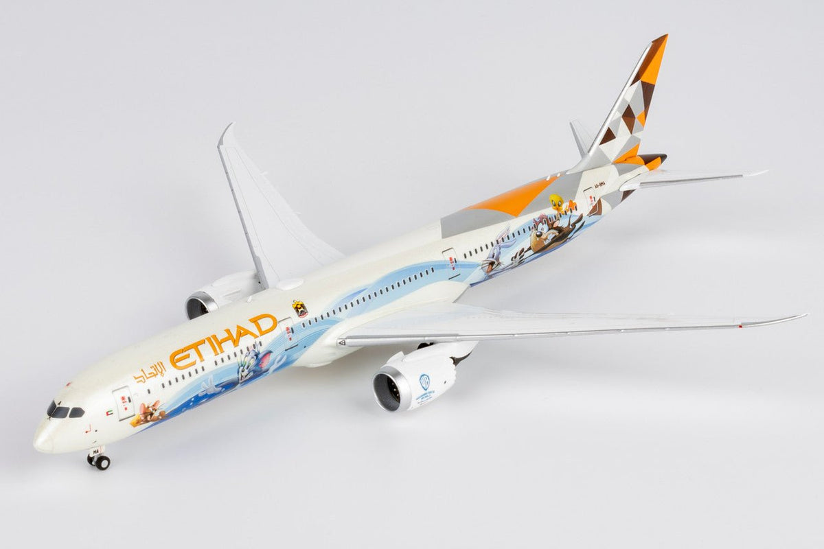 NG Models 56031 1:400 Etihad Airways 787 - 10 Dreamliner A6 - BMA (Warner Bros. World Abu Dhabi)