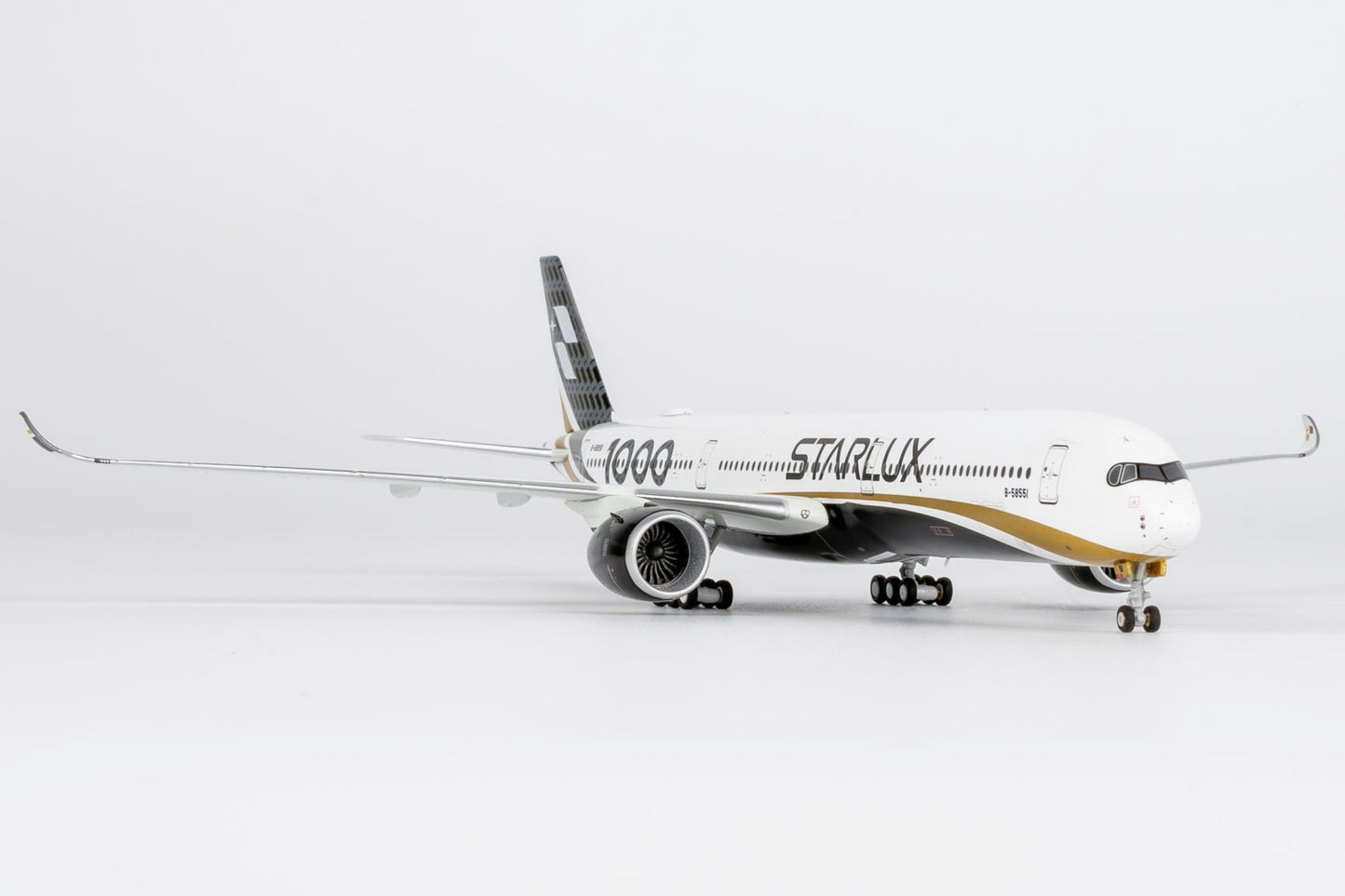 NG Models 57025 1:400 Starlux Airlines A350 - 1000 B - 58551 (Carbon Fiber colors; first A350 - 1000 for Starlux Airlines)