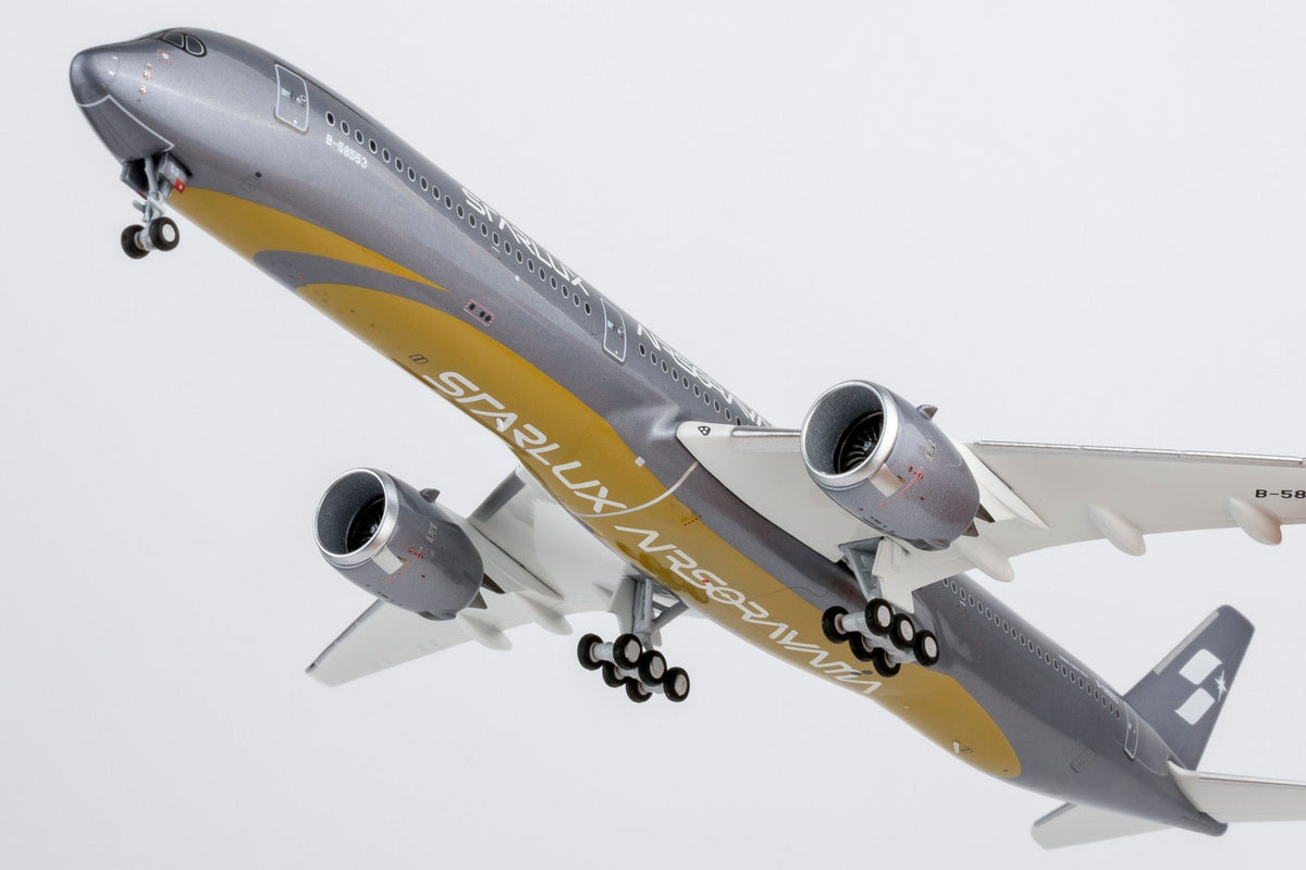 NG Models 57046 1:400 Starlux Airlines A350-1000 B-58553 (Airsorayama Silver)