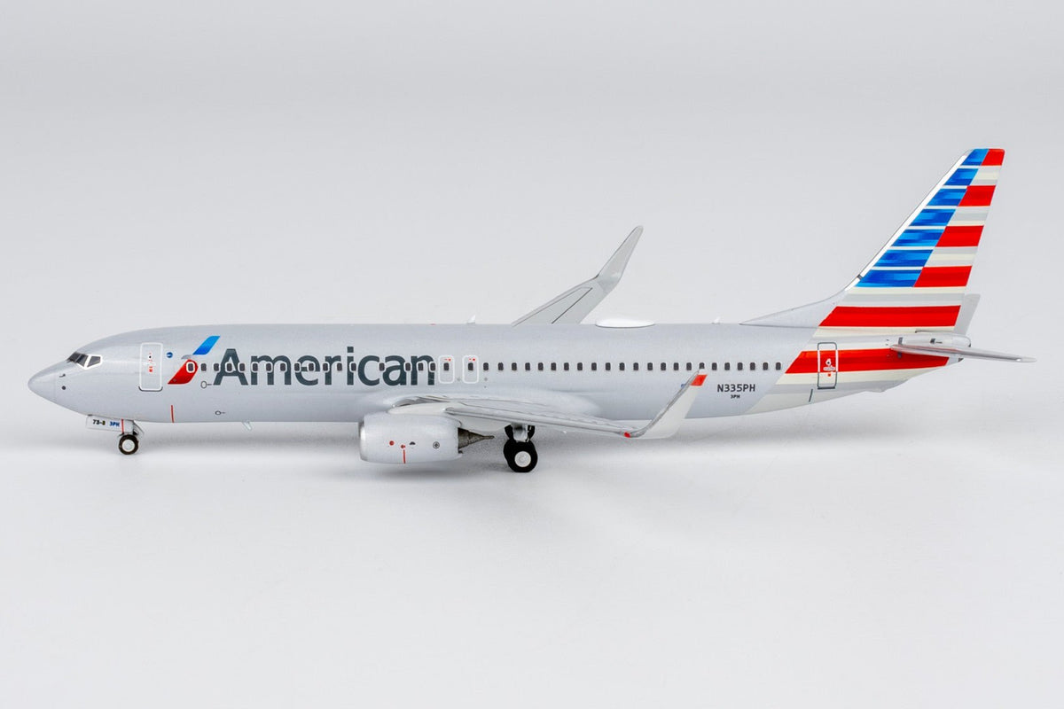 NG Models 58261 1:400 American Airlines 737-800/w N335PH