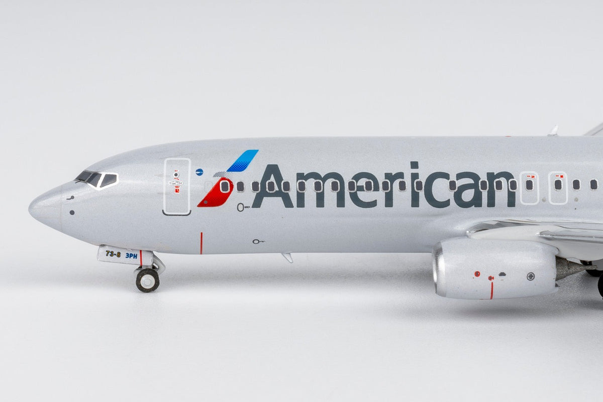 NG Models 58261 1:400 American Airlines 737-800/w N335PH