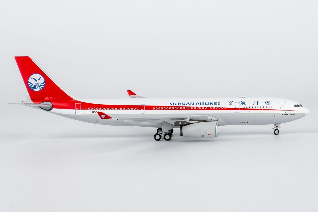 NG Models 61103 1:400 Sichuan Airlines A330 - 200 B - 6535