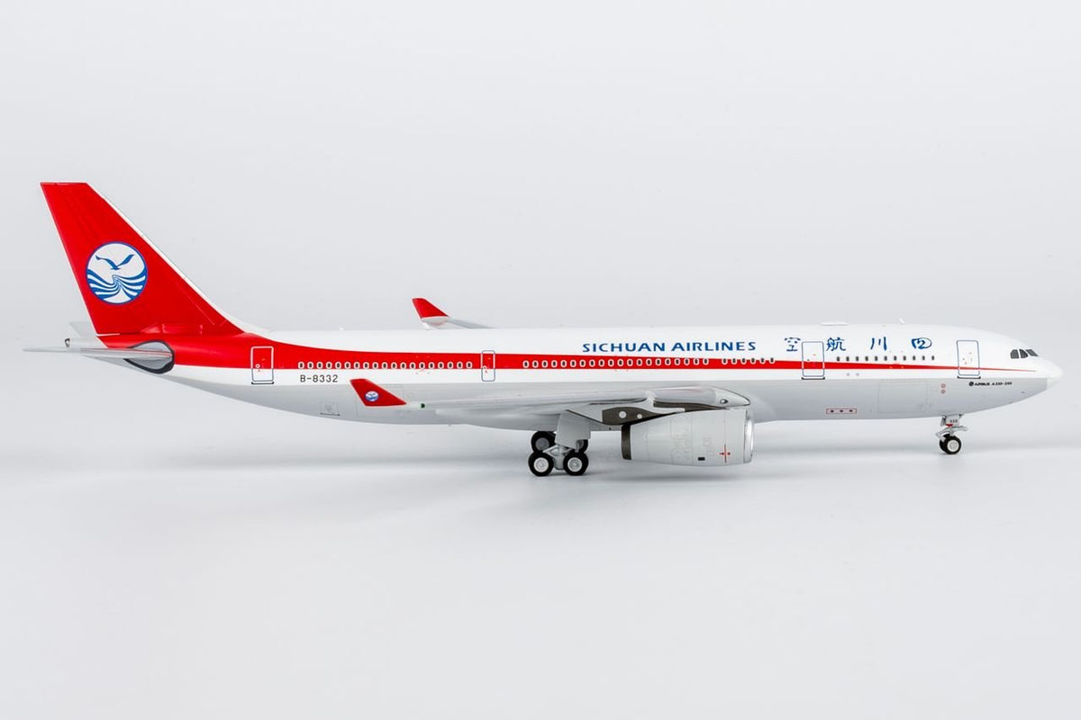 NG Models 61104 1:400 Sichuan Airlines A330 - 200 B - 8332