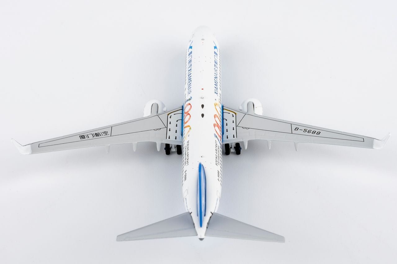 NG Models 64147 1:400 Xiamen Airlines 737 - 800/w B - 5688 (100th Boeing aircraft for Xiamen Airlines)