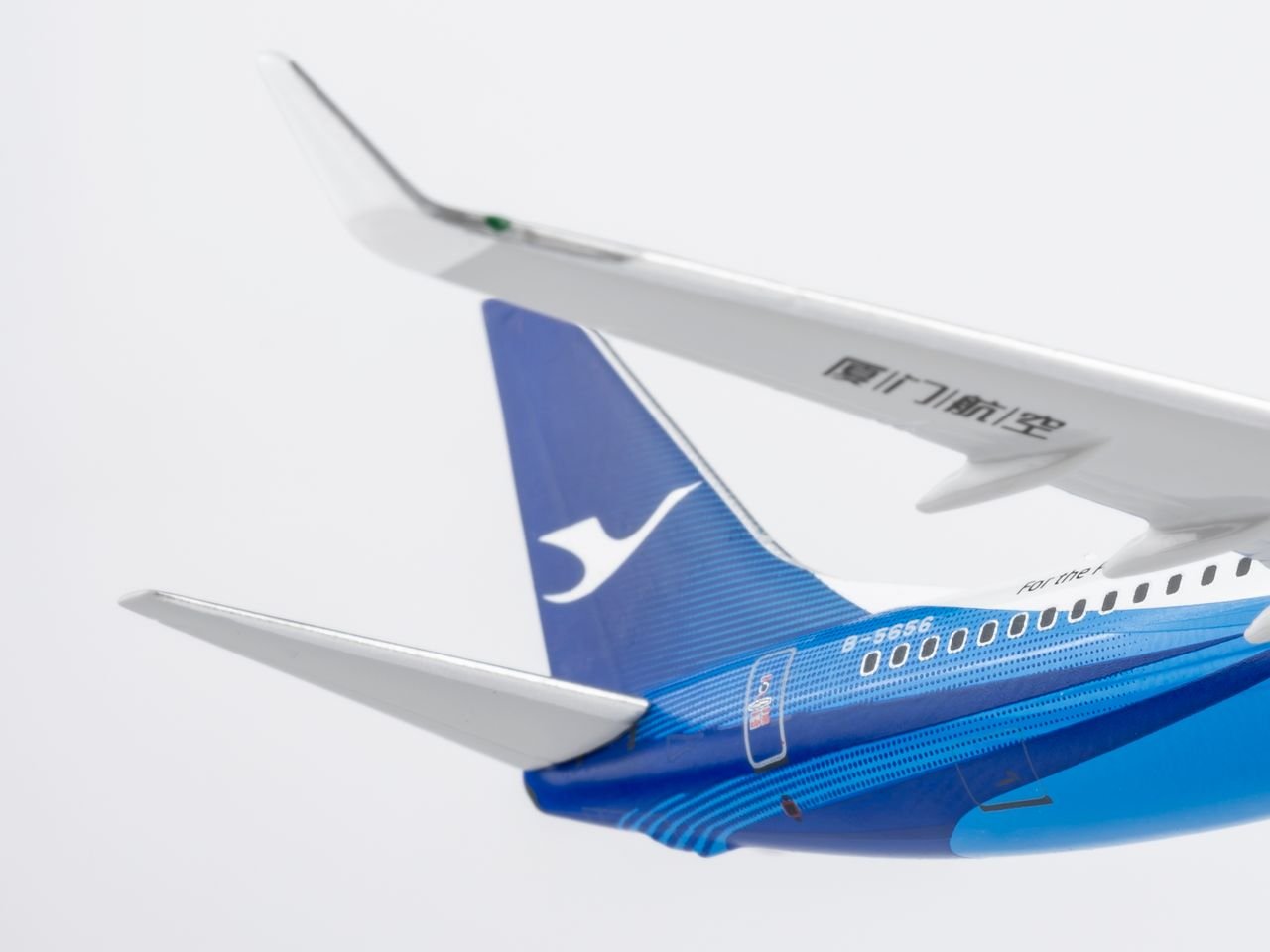 NG Models 64149 1:400 Xiamen Airlines 737 - 800/w B - 5656 (Beijing Daxing livery)