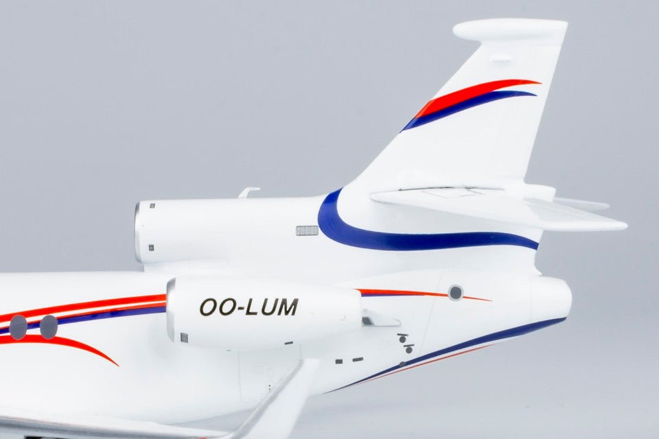 NG Models 71023 1:200 Belgium - Air Force (Luxaviation) Falcon 7X OO - LUM (o/c)