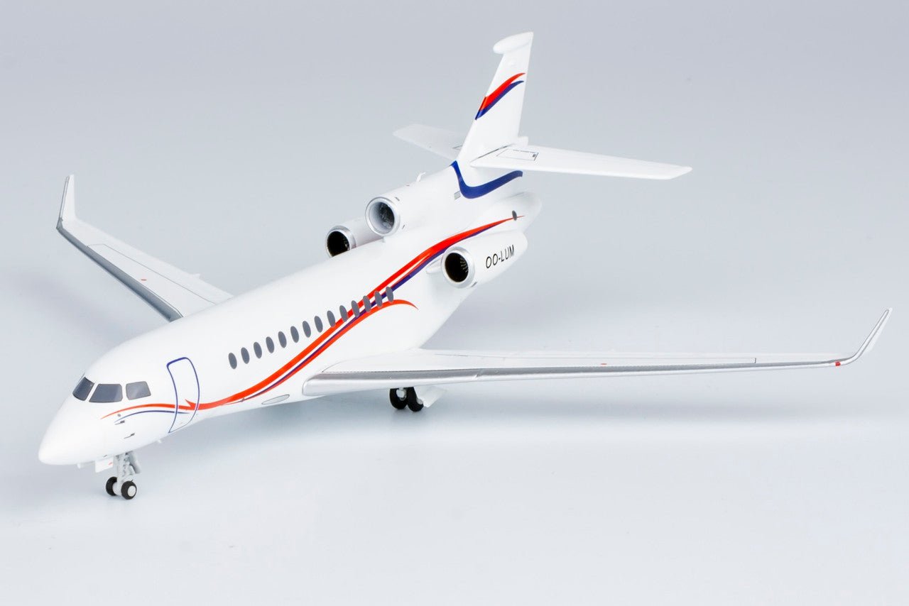 NG Models 71023 1:200 Belgium - Air Force (Luxaviation) Falcon 7X OO - LUM (o/c)
