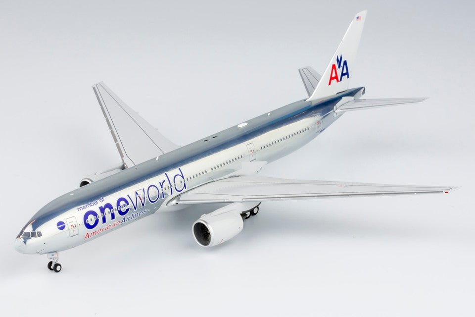 NG Models 72047 1:400 American Airlines 777 - 200ER N796AN (oneworld livery on chrome colors)
