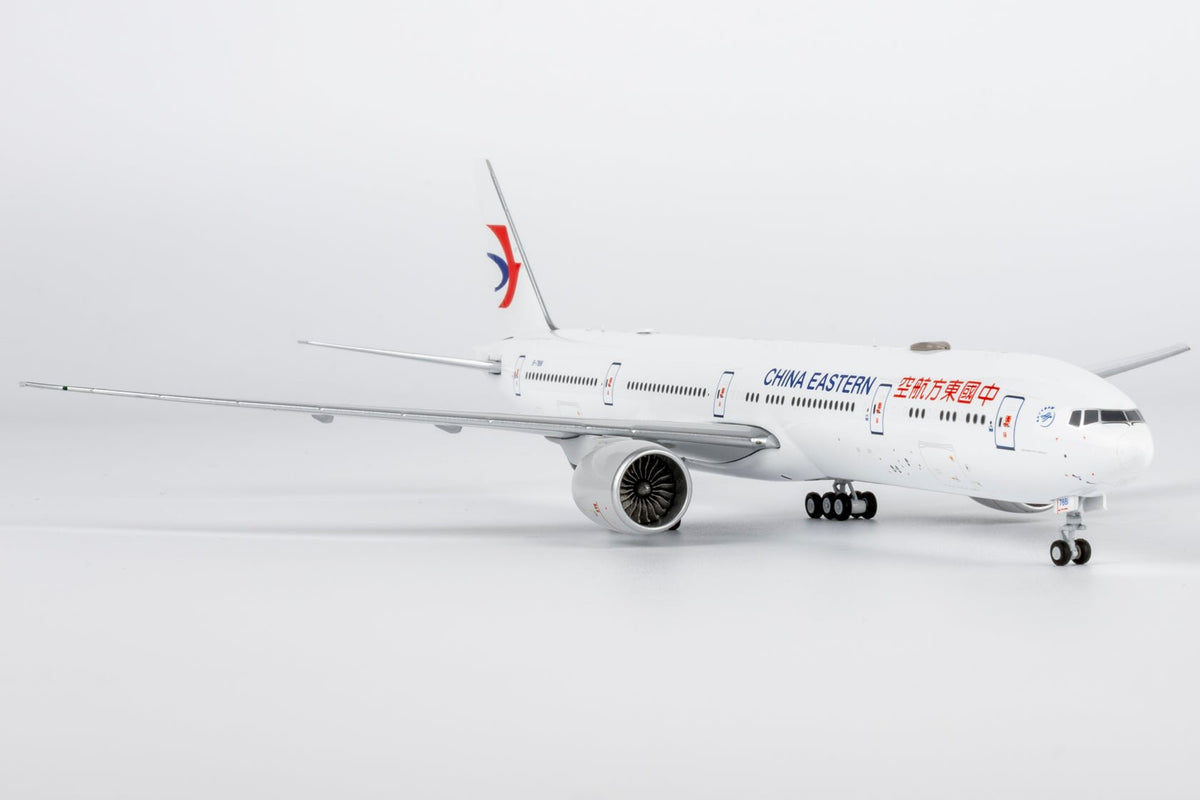 NG Models 73078 1:400 China Eastern Airlines 777 - 300ER B - 7881