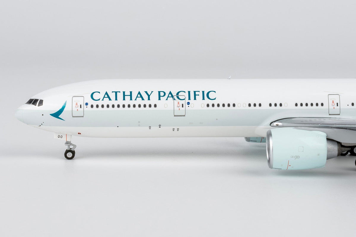 NG Models 73105 1:400 Cathay Pacific Airways 777-300ER B-KQO