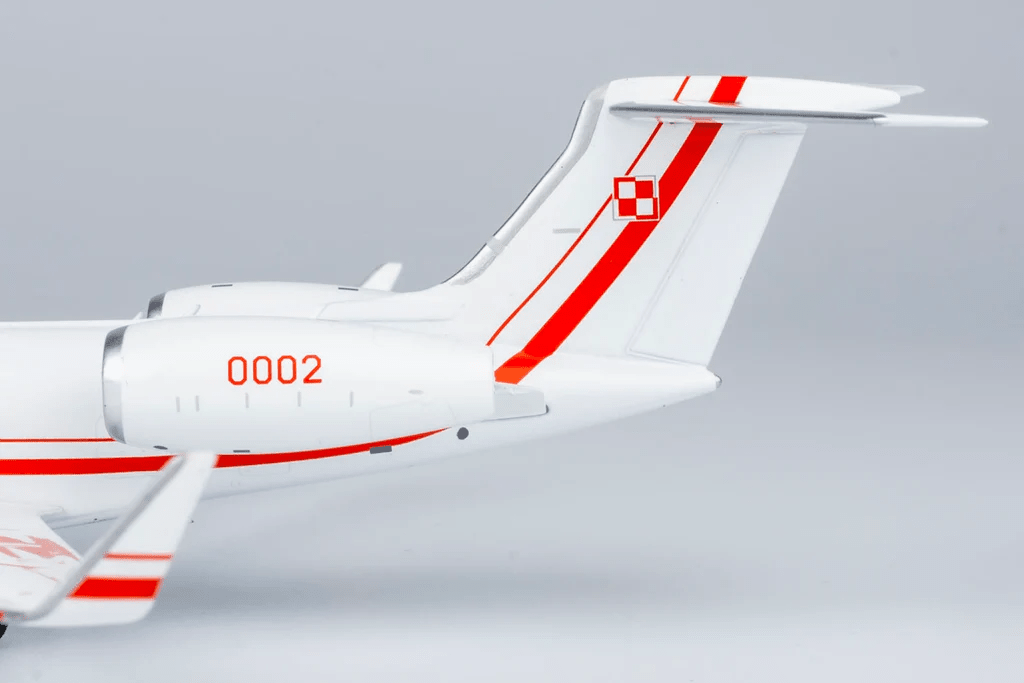 NG Models 75021 1:200 Polish Air Force G550 0002