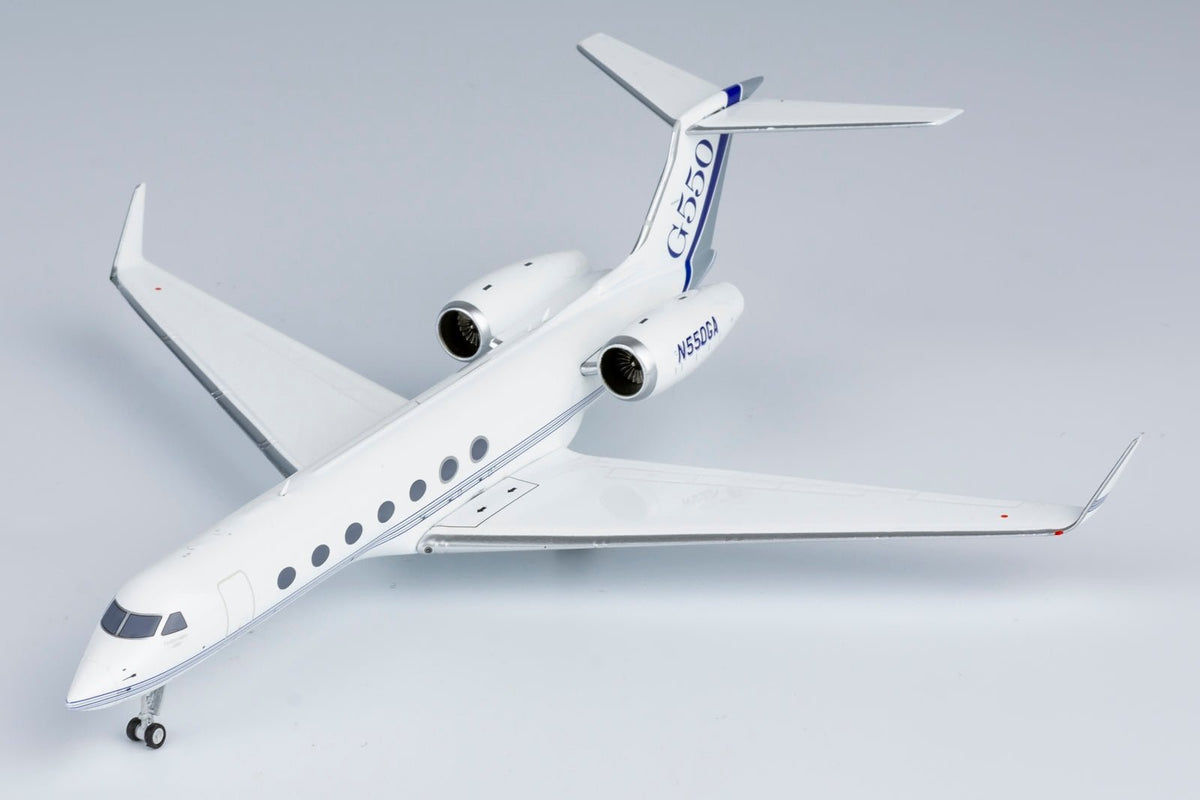 NG Models 75022 1:200 Gulfstream Aerospace G550 N550GA (o/c)
