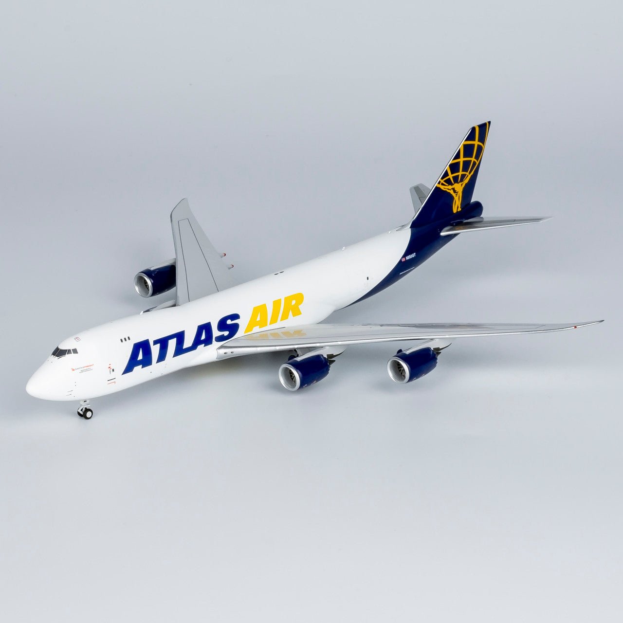 NG Models 78020 1:400 Atlas Air(Qantas Freight) 747 - 8F N850GT (with Qantas Freight sticker)
