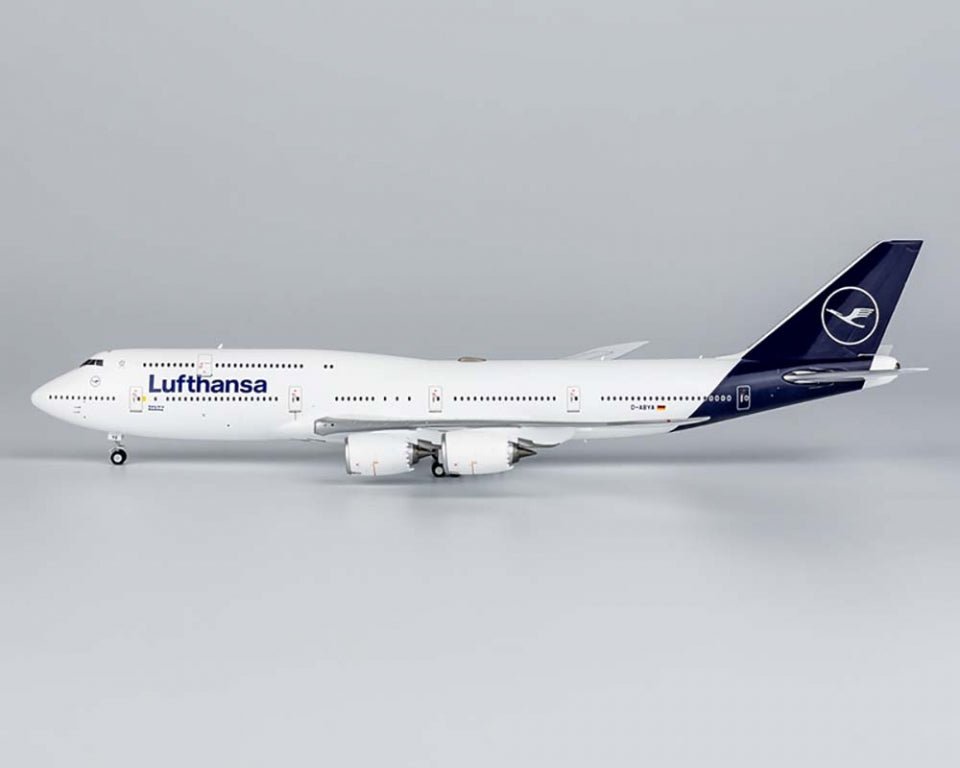 NG Models 78027 1:400 Lufthansa 747 - 8 D - ABYA (n/c; named "Brandenburg")