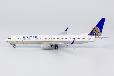 NG Models 79008 1:400 United Airlines 737 - 900ER/w N66828 (CO - UA merged livery; with scimitar winglets)