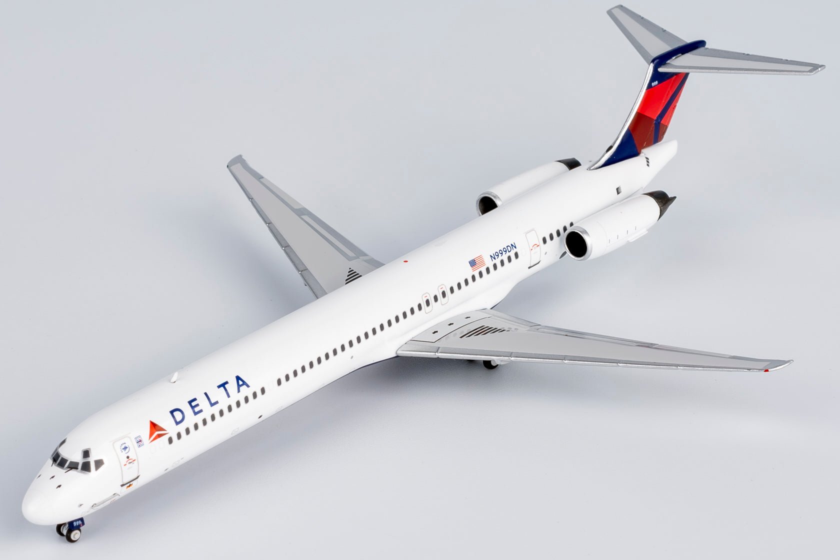 NG Models 83012 1:400 Delta Air Lines MD-88 N999DN – MTS Aviation Models