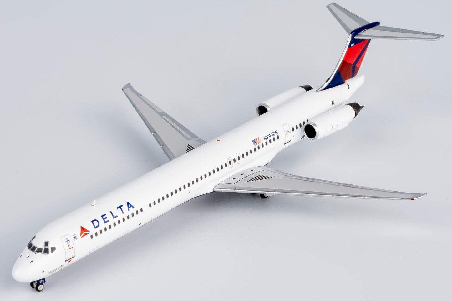 NG Models 83012 1:400 Delta Air Lines MD - 88 N999DN