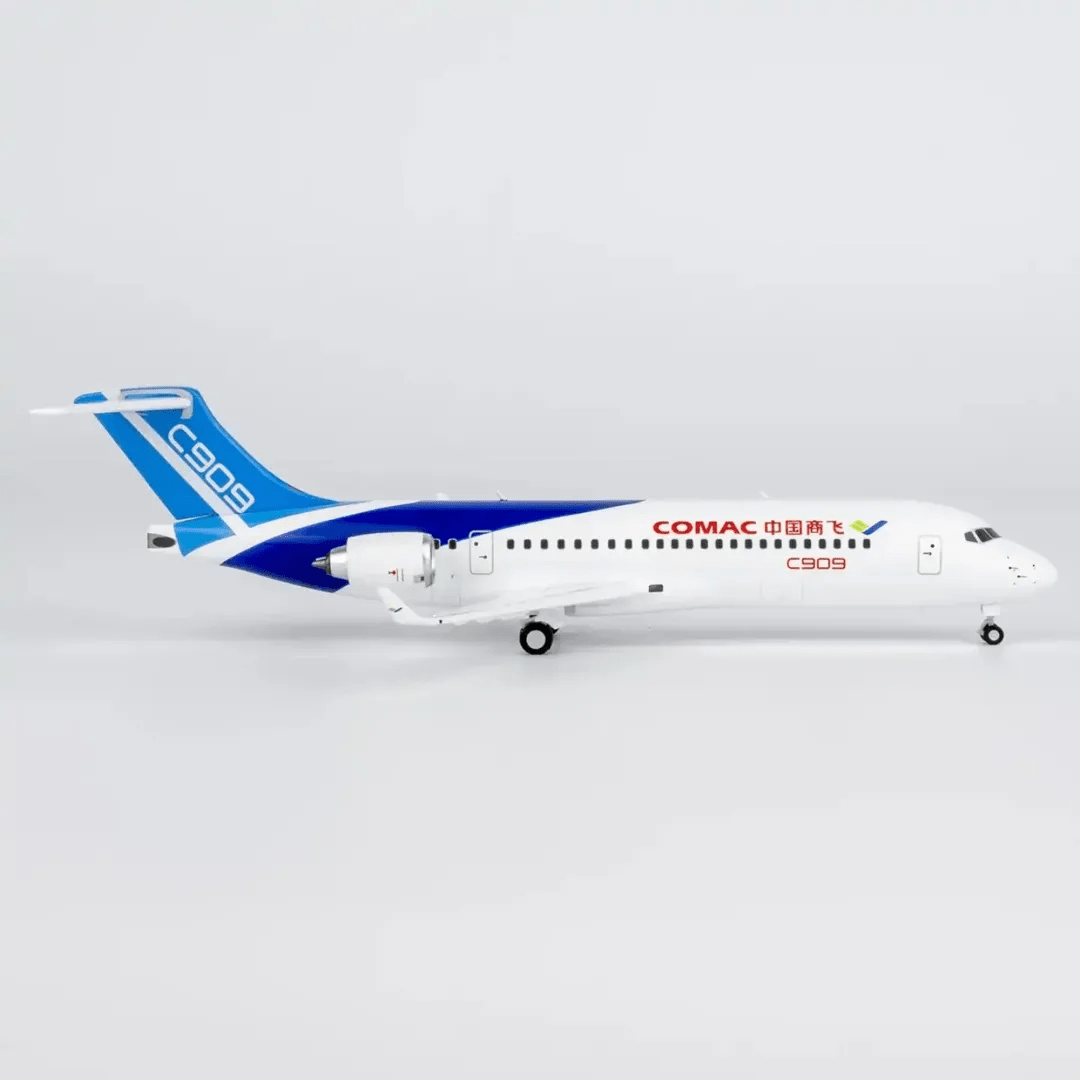 NG Models 87114 1:200 COMAC C909 (ARJ21 - 700)