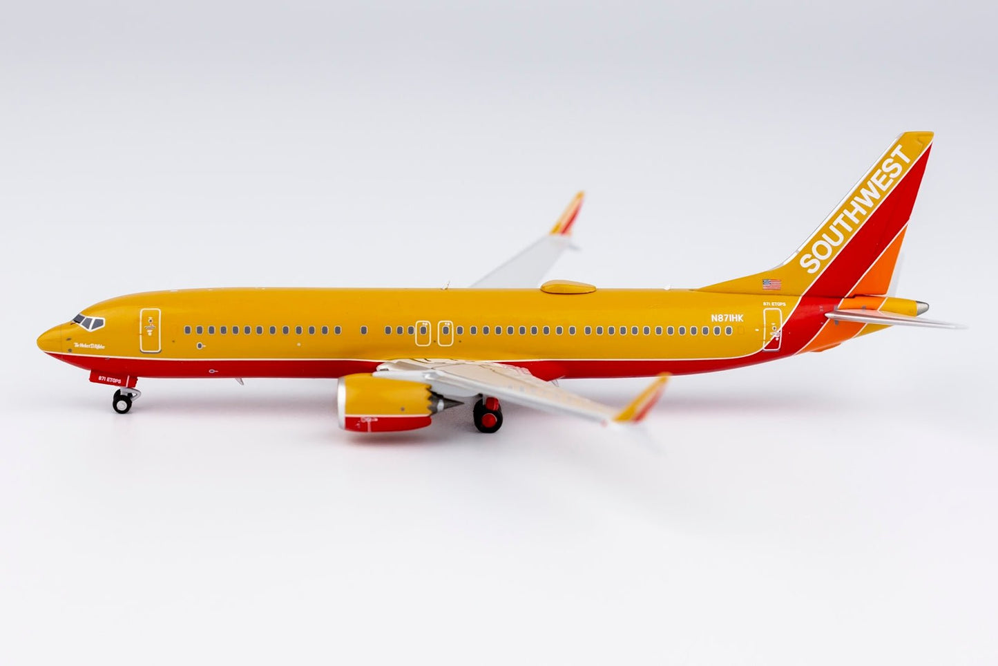 NG Models 88001 1:400 Southwest Airlines 737 MAX 8 N871HK(Desert Gold Retro cs; named "The Herbert D. Kelleher")