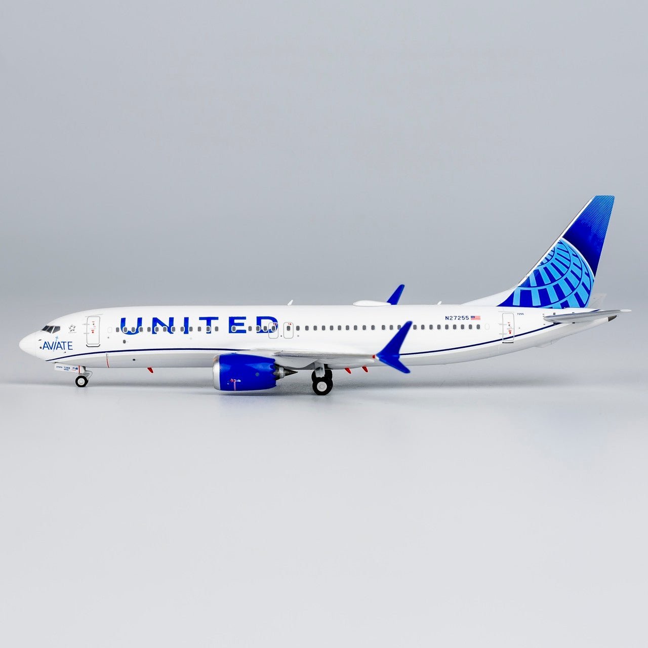 NG Models 88041 1:400 United Airlines 737 MAX 8 N27255 (Aviate sticker)