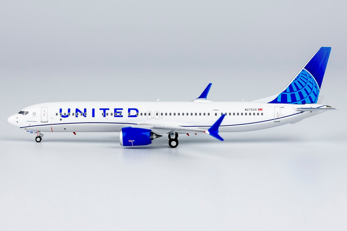 NG Models 89012 1:400 United Airlines 737 MAX 9 N27520 (Blue Evolution livery)