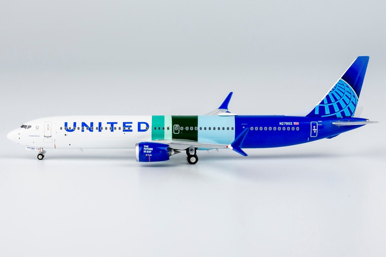 NG Models 90002 1:400 United Airlines 737 MAX 10 N27602