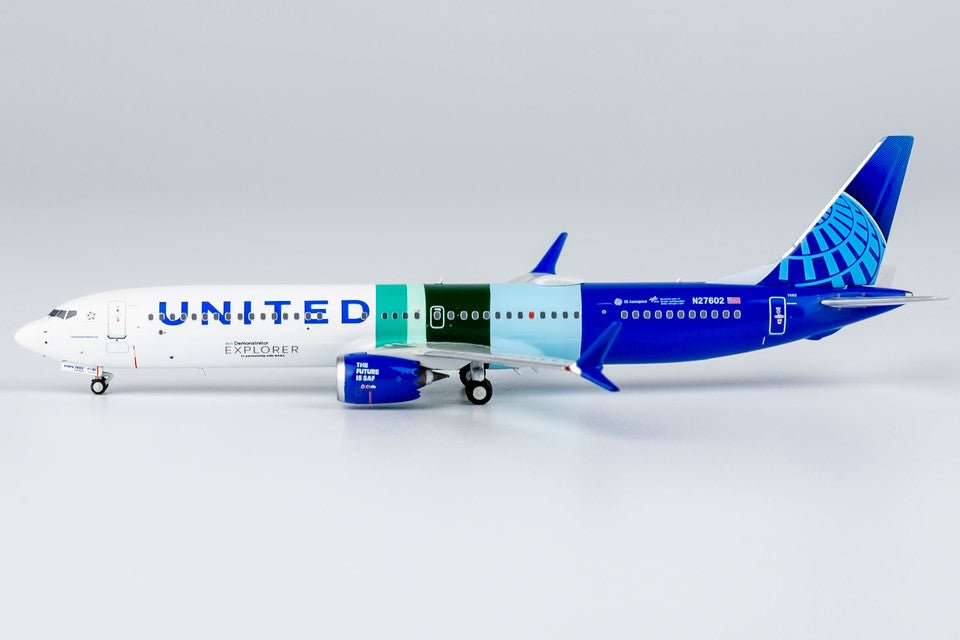 NG Models 90003 1:400 United Airlines 737 MAX 10 N27602 (with "ecoDemonstrator Explorer" sticker)