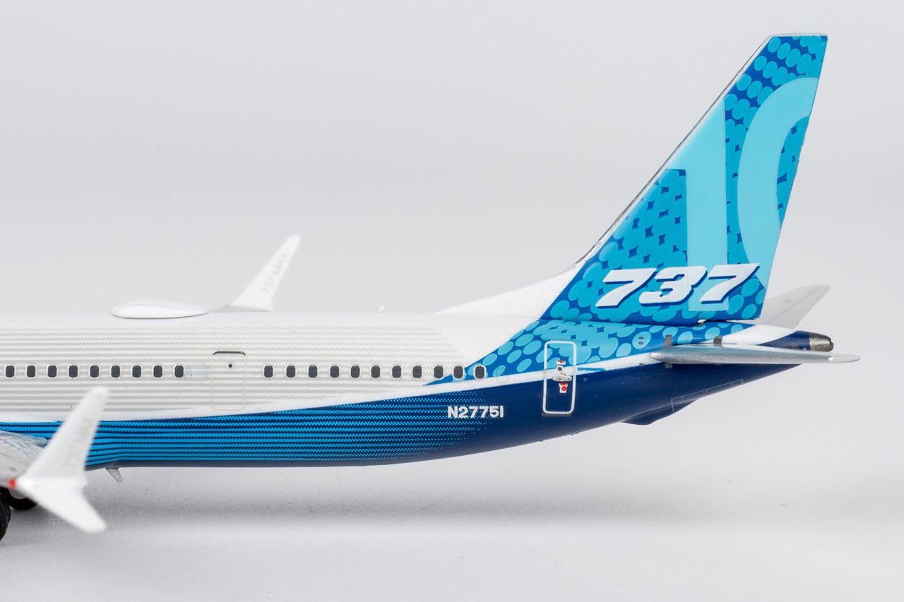 NG Models 90004 1:400 The Boeing Company 737 MAX 10 N27751