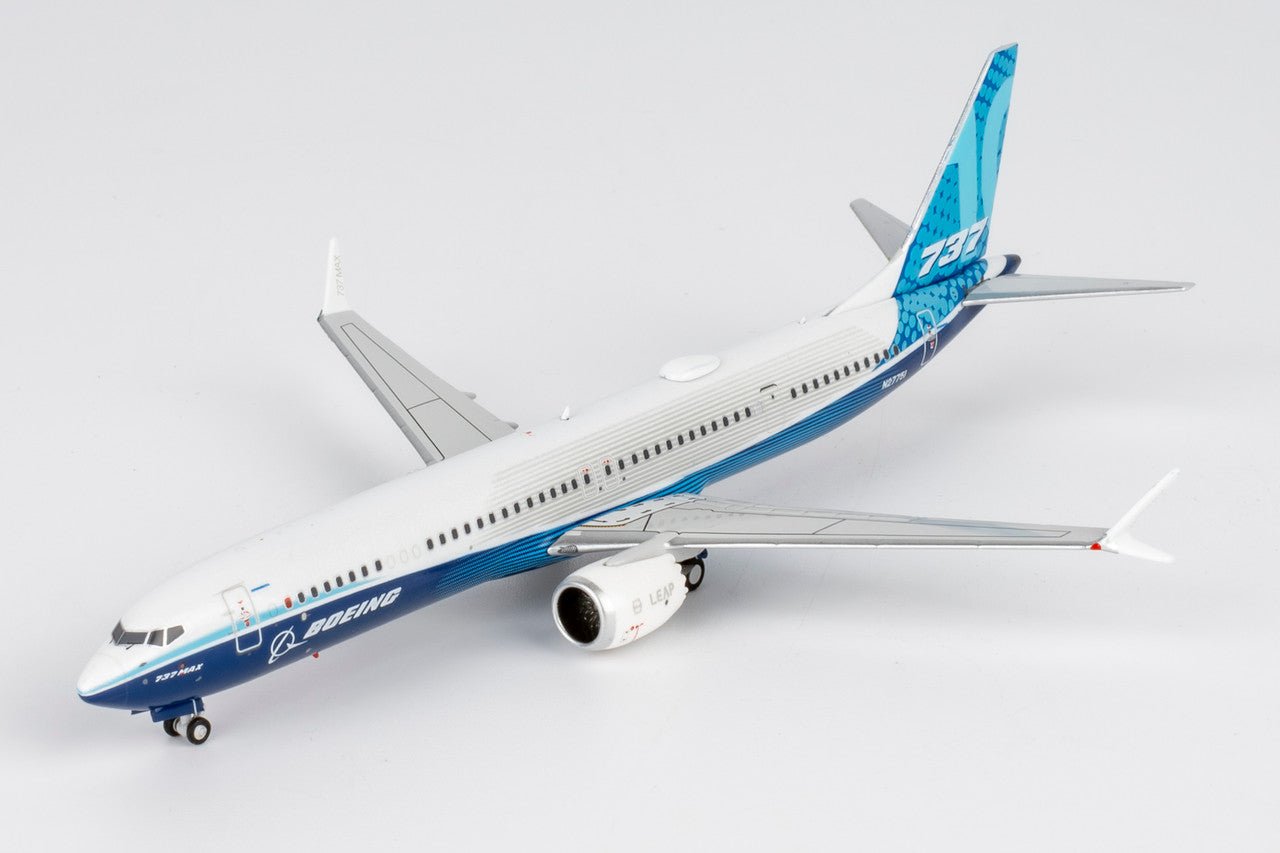 NG Models 90004 1:400 The Boeing Company 737 MAX 10 N27751