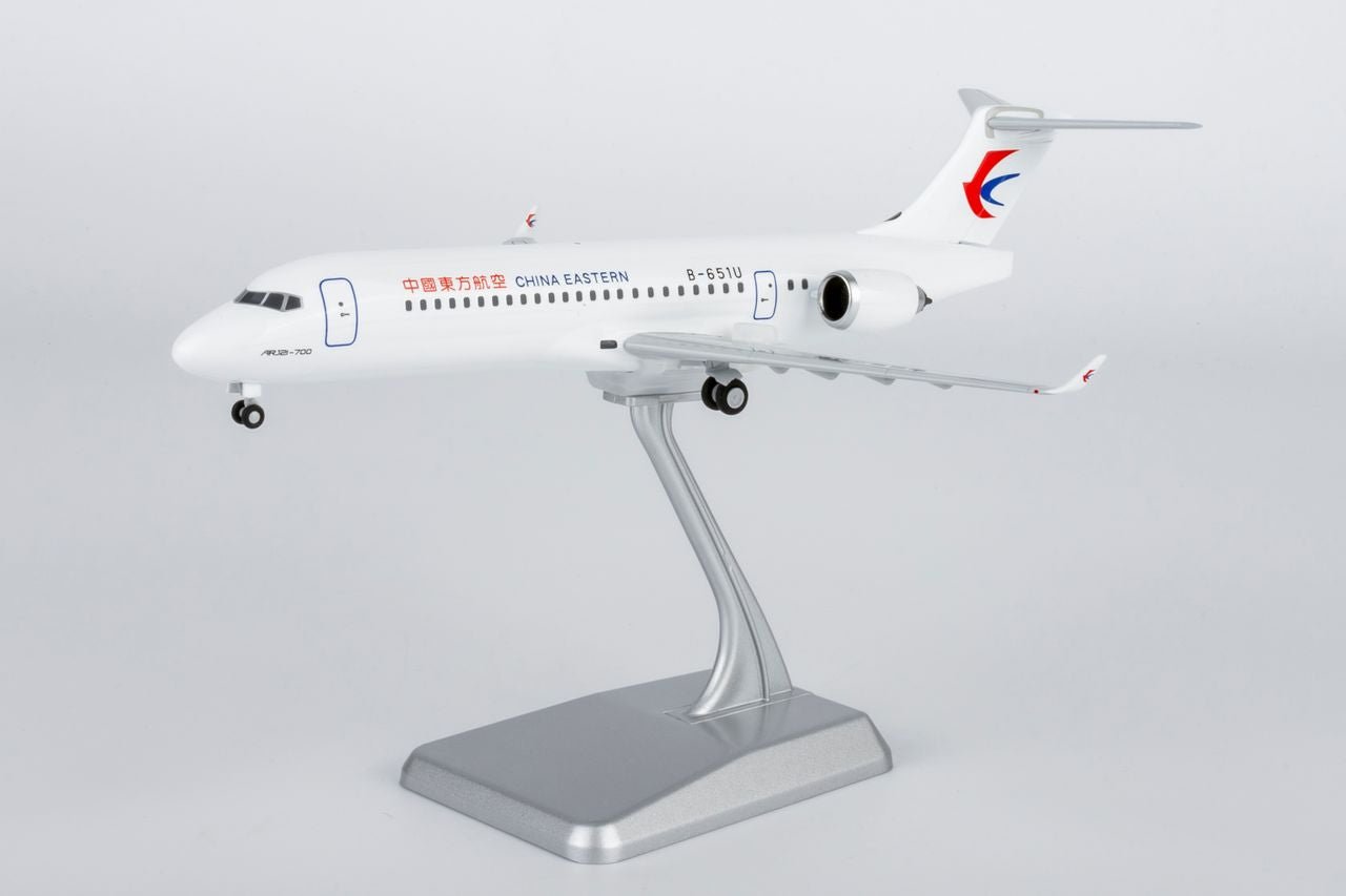 NG Models CES040 1:200 China Eastern Airlines C909 (ARJ21 - 700) B - 651U