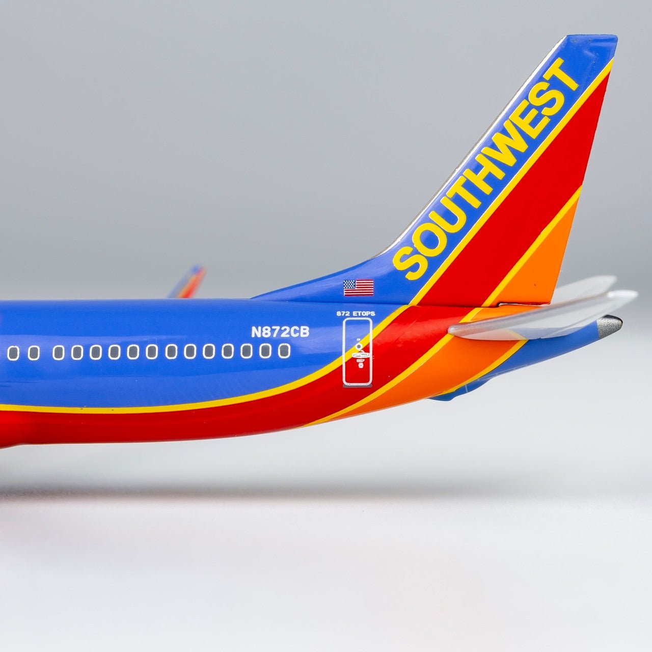 NG Models SWA003 1:400 Southwest Airlines 737 MAX 8 N872CB (Canyon Blue Retro)